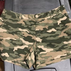 Womens Camo Shorts